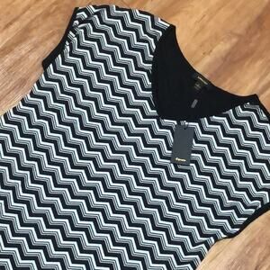 Espresso Black and Cream/White Chevron Zig Zag Blouse Size Large